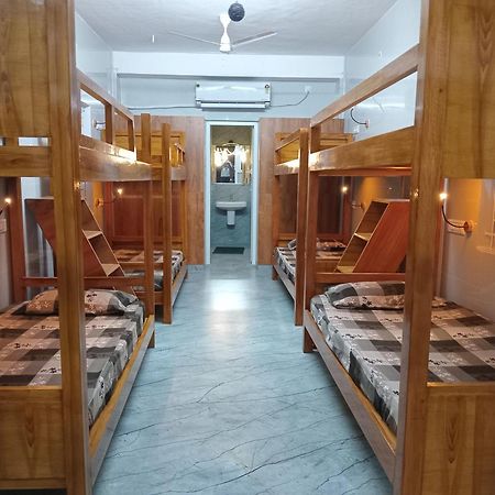 Criston Home Stay Madurai Bagian luar foto