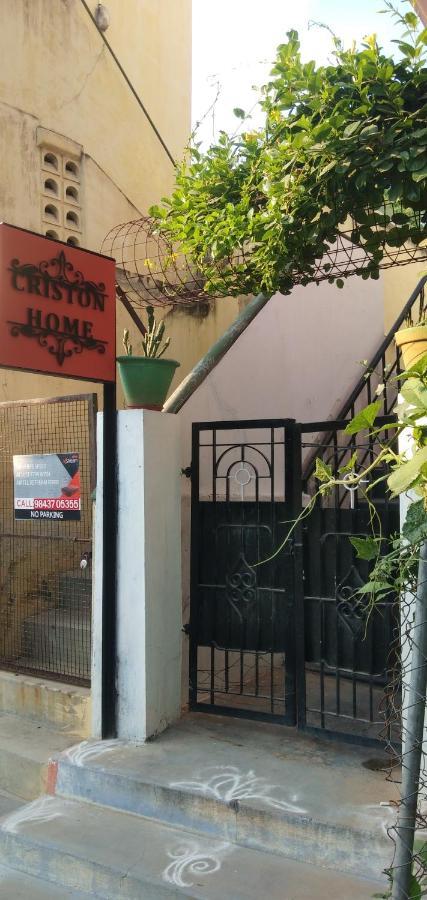 Criston Home Stay Madurai Bagian luar foto