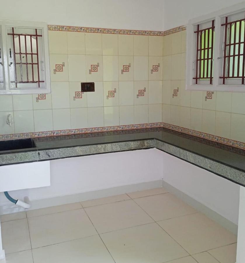 Criston Home Stay Madurai Bagian luar foto