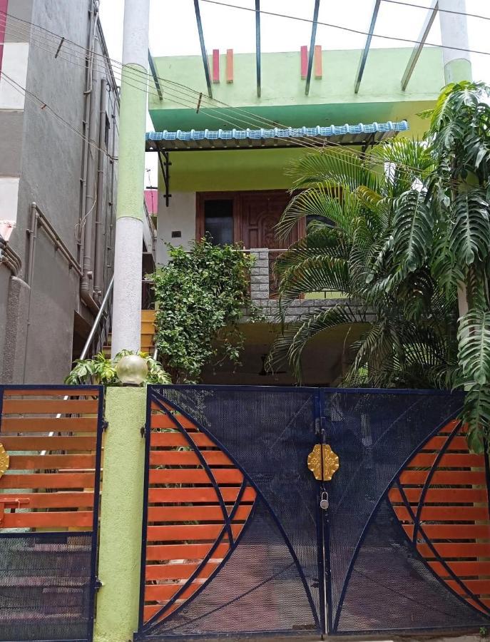Criston Home Stay Madurai Bagian luar foto
